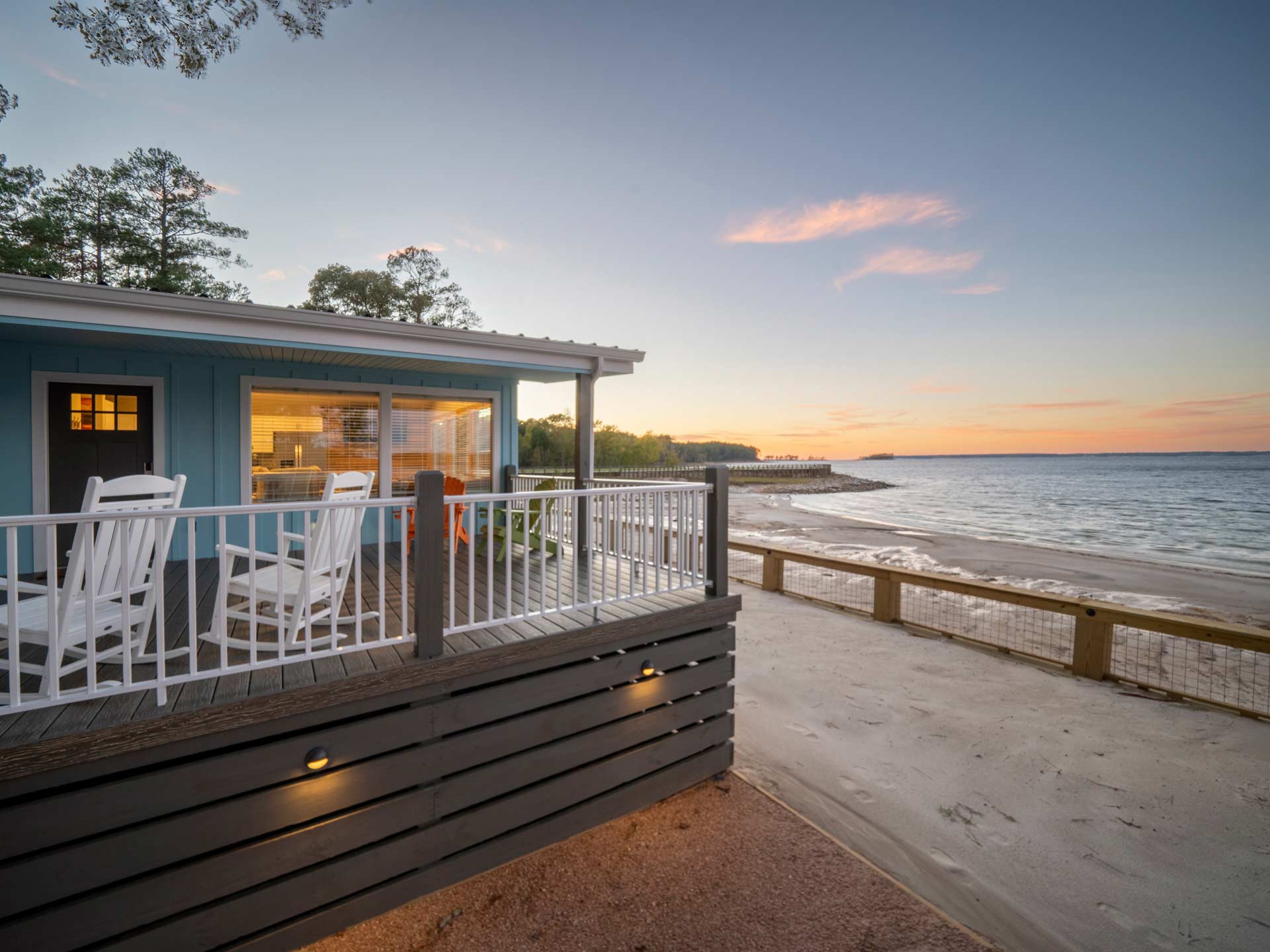 lakeside-cottages-lake-view Lakeside Cottages Lake View