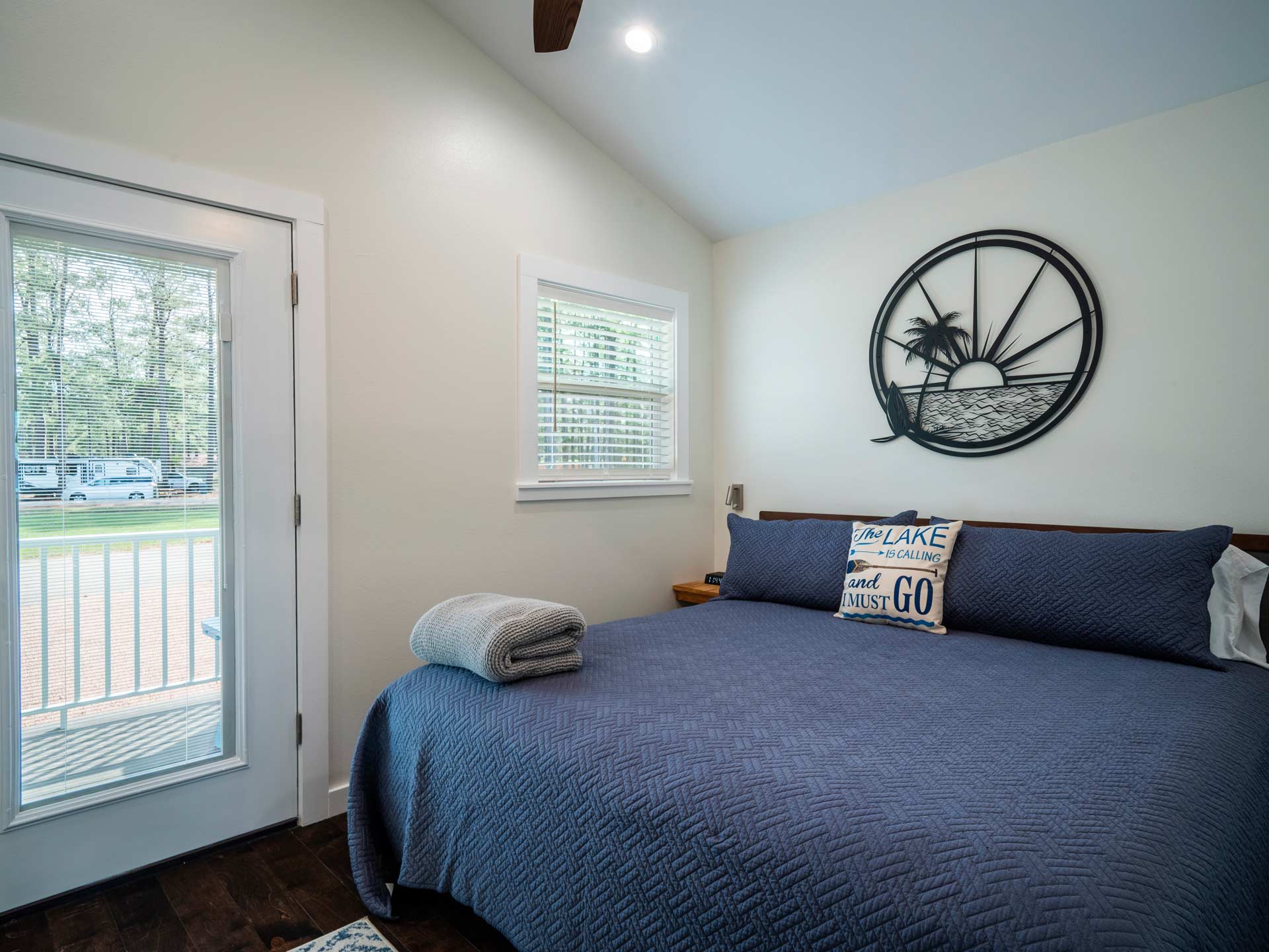 Lakeside Cottage Bedroom