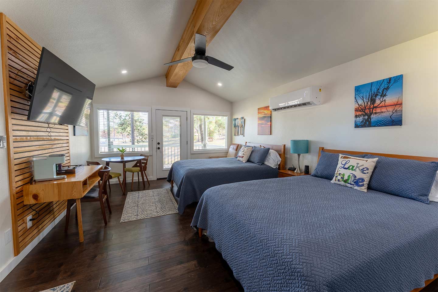 Cove Cottages - Rayburn Resort