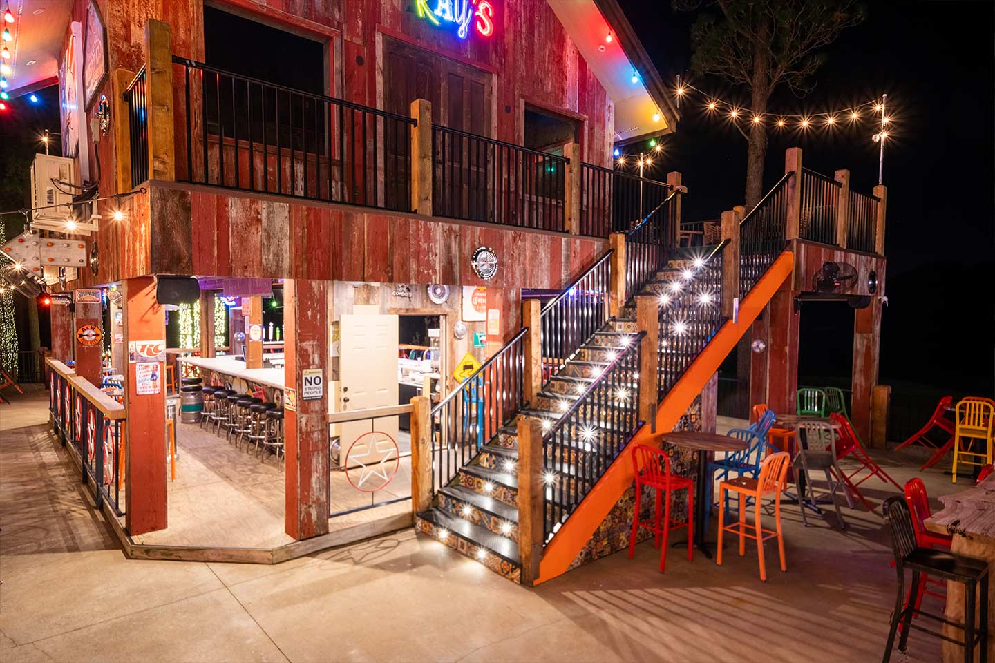 Sammy Ray's at Night