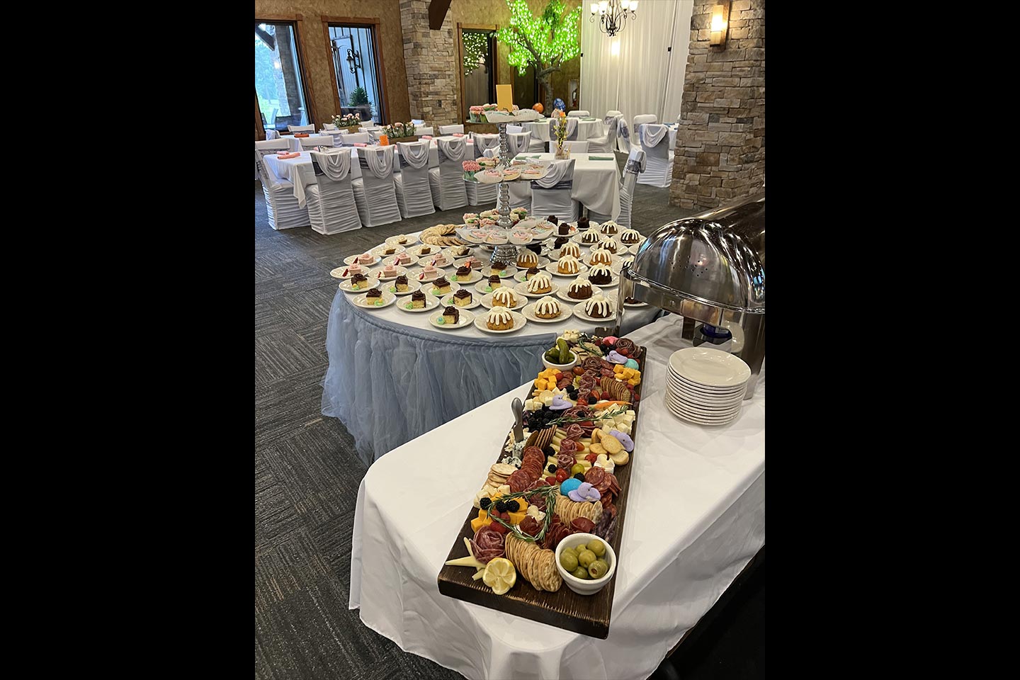 Buffet at Rayburn Resort's White Oak Room 