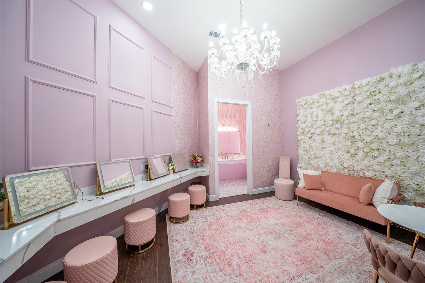 bridal makeup room at rayburn resort