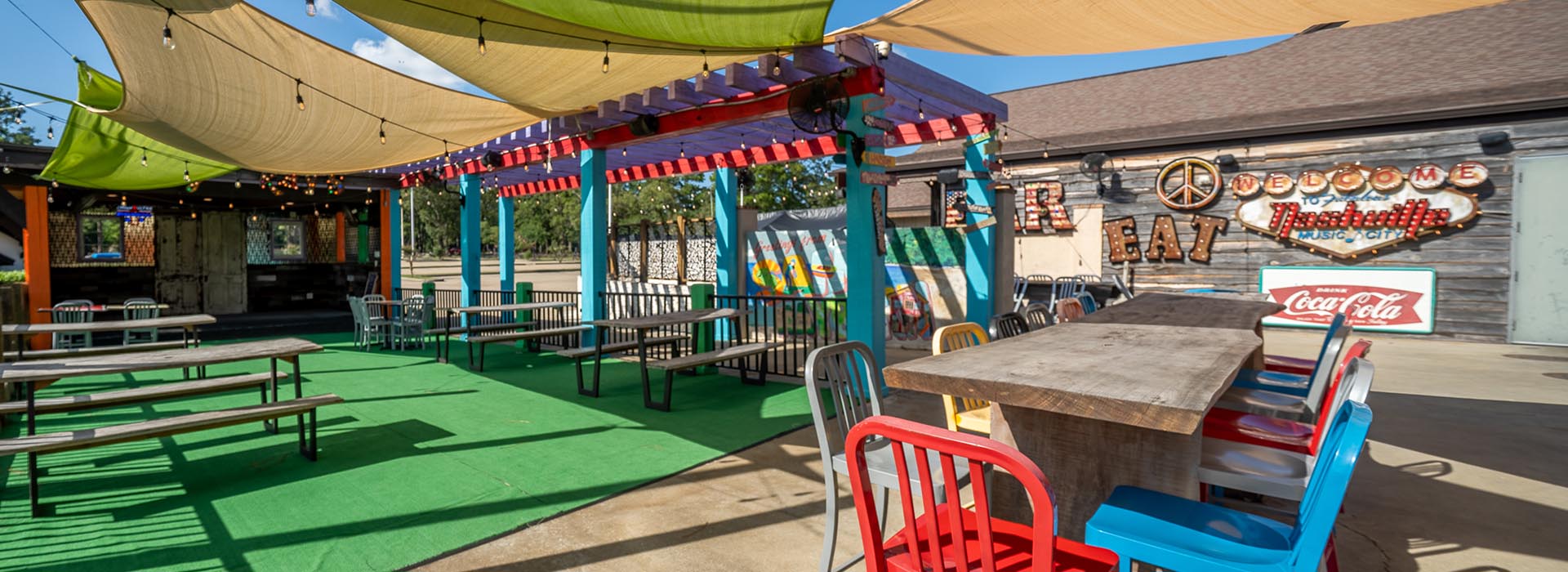 sammy rays outdoor areas
