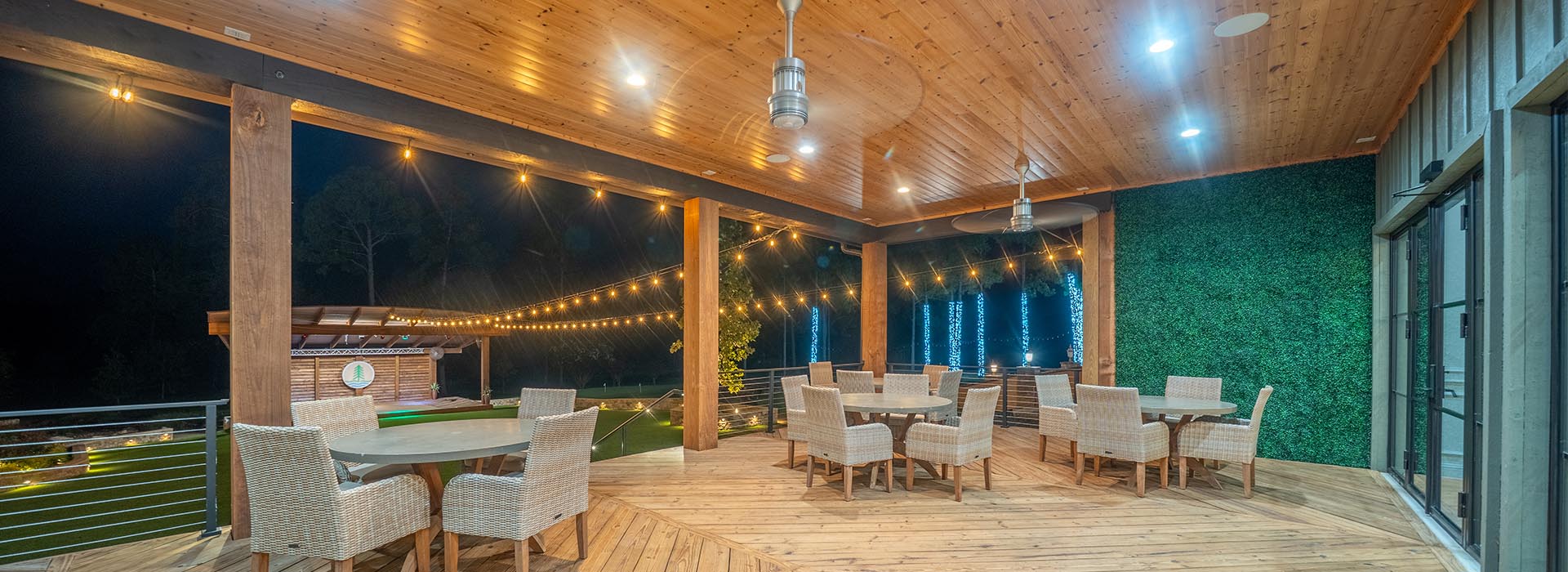The White Oak Room patio deck 