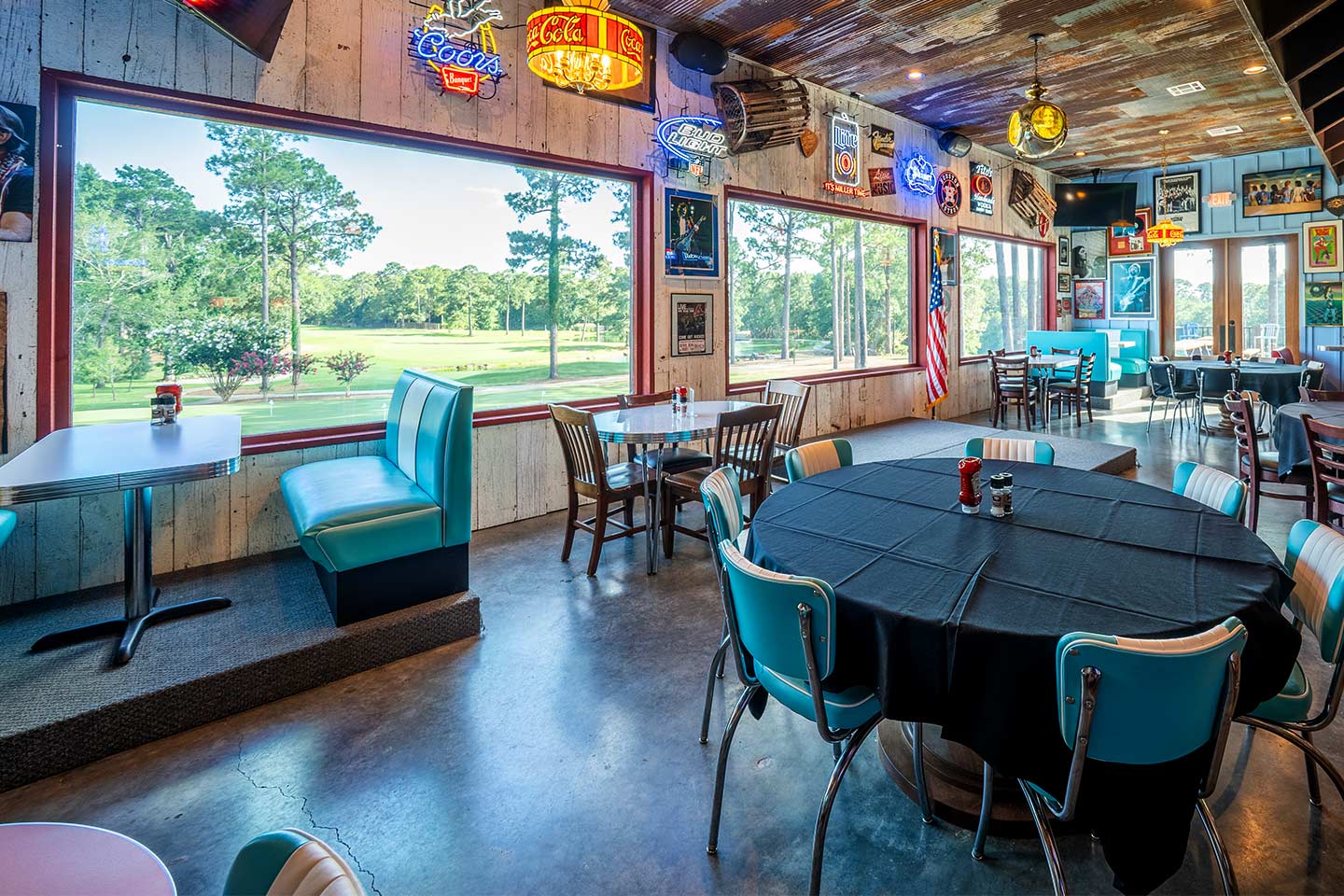 Sammy Rays Interior Window Views of Golf Course