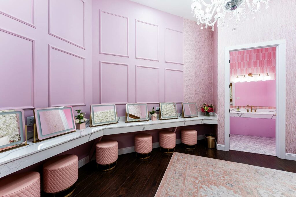 Rayburn Resort Bridal Suite Makeup Area