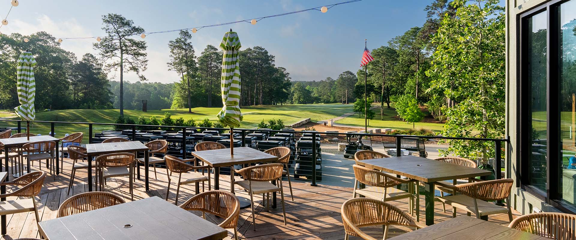 luckys pub and grub outdoor view of golf course