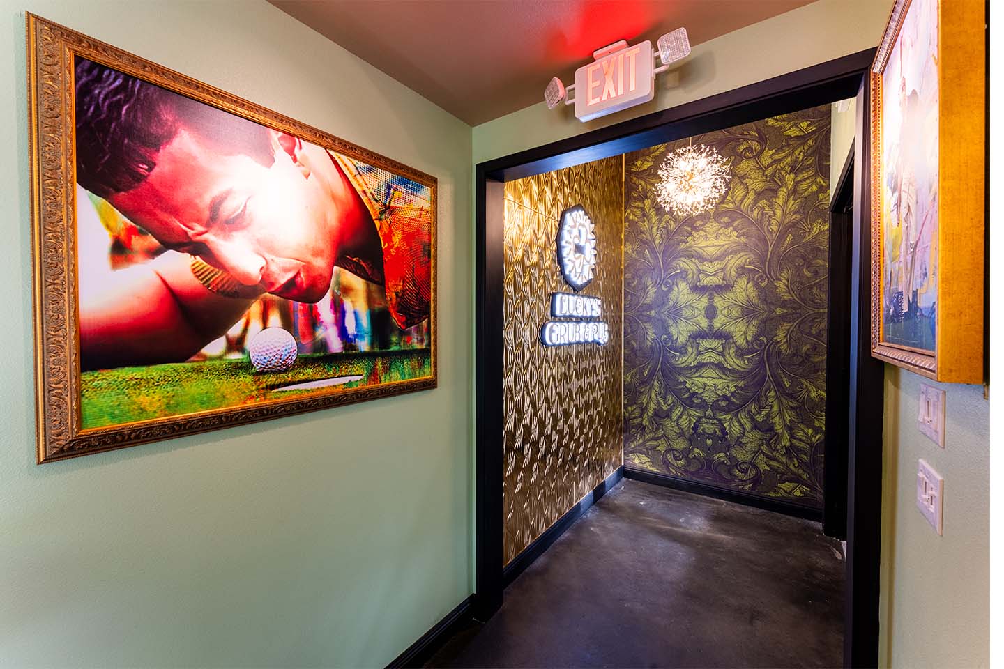 Lucky's Pub and Grub 